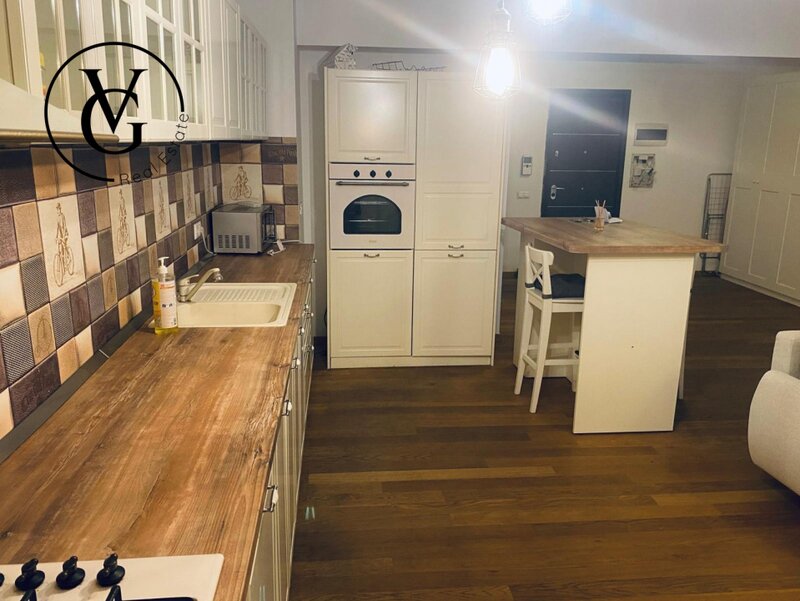Doua camere, 2 bai, terasa spatioasa