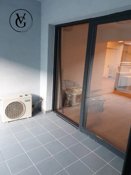 Doua camere, 2 bai, terasa spatioasa